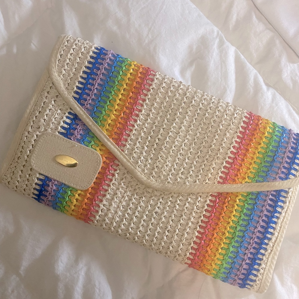Vintage Rainbow 🌈 Clutch!